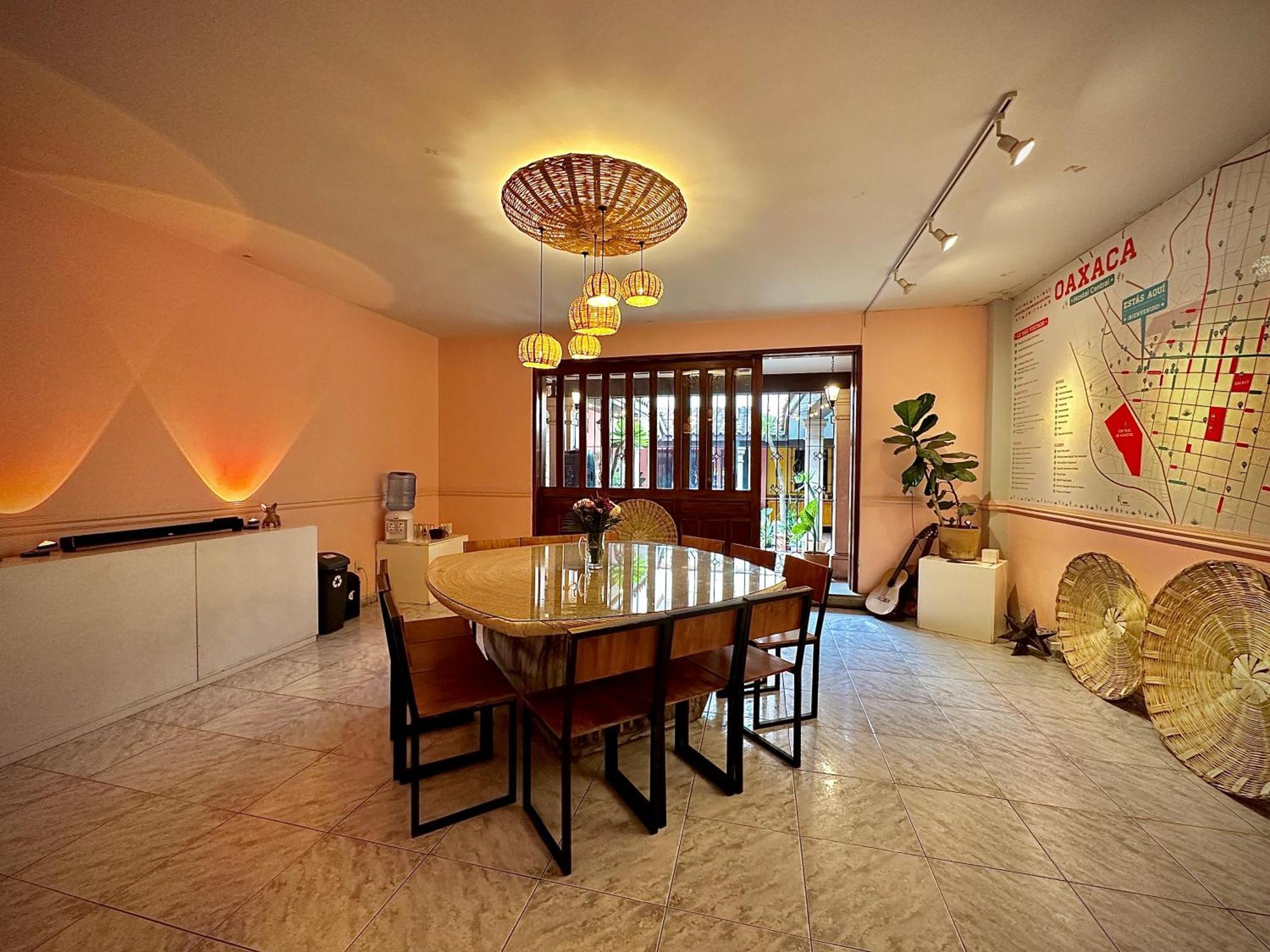 Hostal Central Oaxaca ภายนอก รูปภาพ